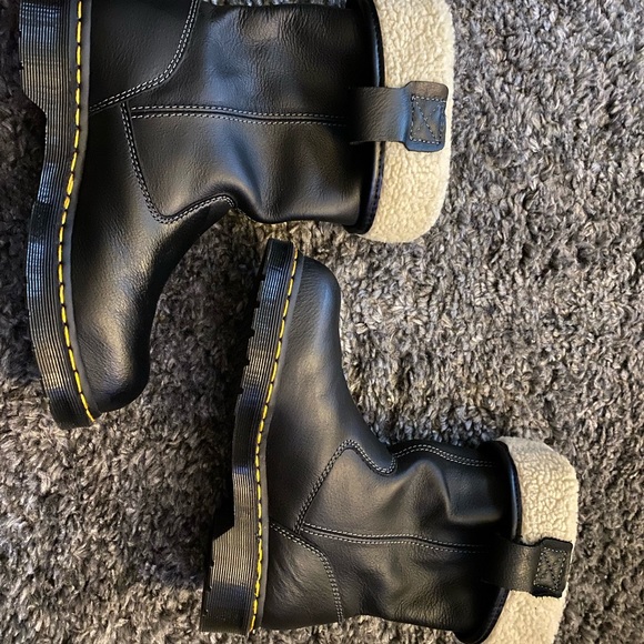 COPY - Dr. Marten Steel Toe Belsay 4UK/6US - Picture 3 of 7